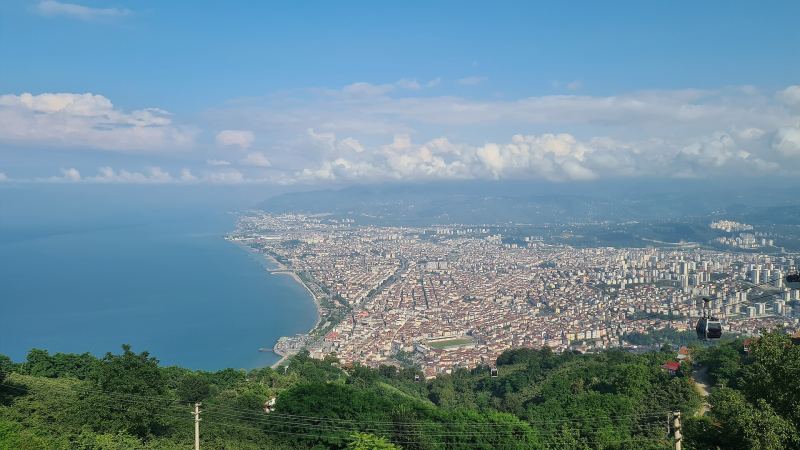 Вид на Орду и Чёрное море с Бозтепе