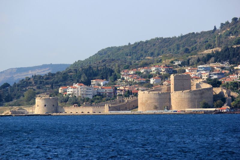 The trefoil walls of Kilitbahir Castle on the Dardanelles
